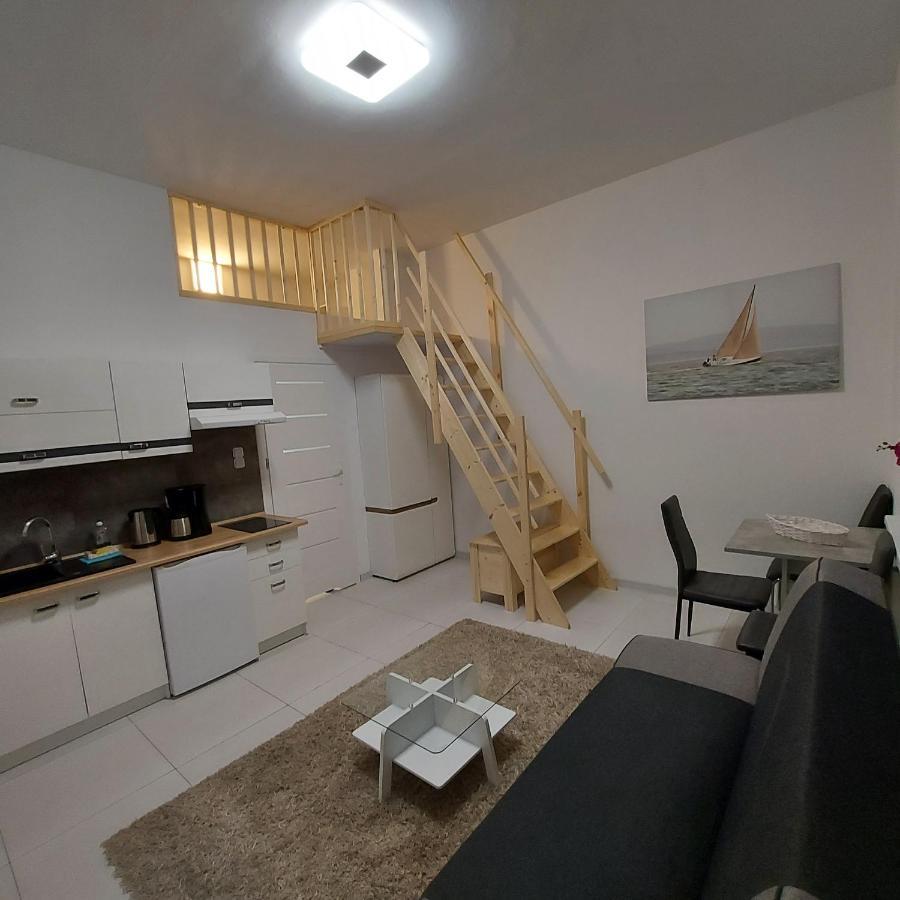 Nowy Apartament Jednopokojowy Z Lazienka Svinoústí Exteriér fotografie